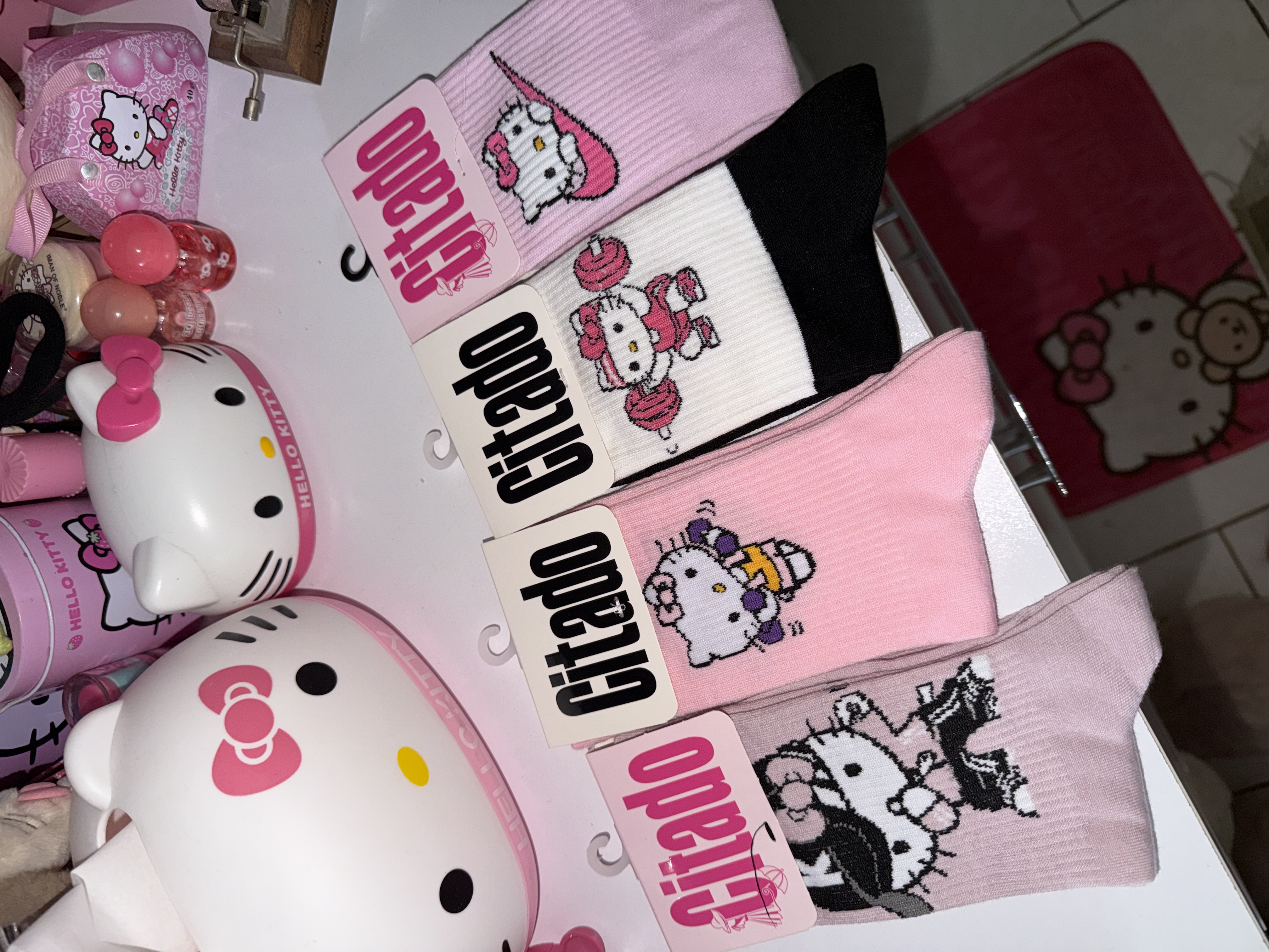 جوراب کیتی🎀